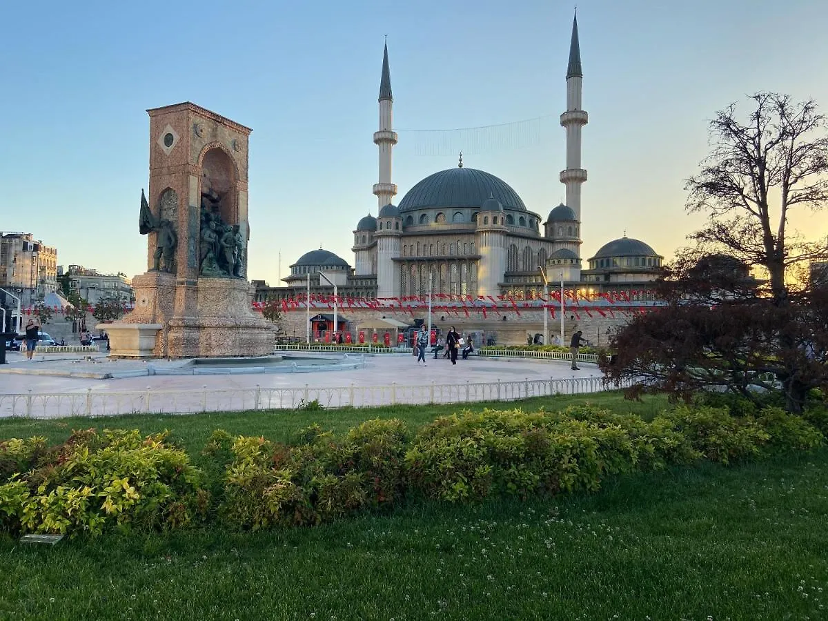 Apartament Royalstar Taksim Family Suites Stambuł